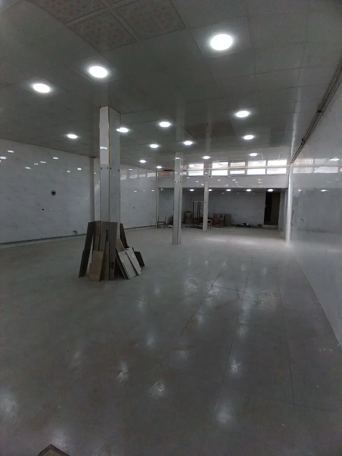 سالن بهداشتی در باسمنج|اجارهٔ دفتر صنعتی، کشاورزی، تجاری|باسمنج, |دیوار