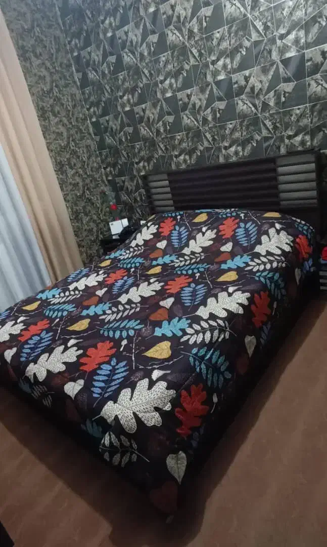 تخت دونفره بدون تشک با آینه و دراور وی جا کفشی|تخت و سرویس خواب|هشتگرد, فاز ۲ مهستان|دیوار