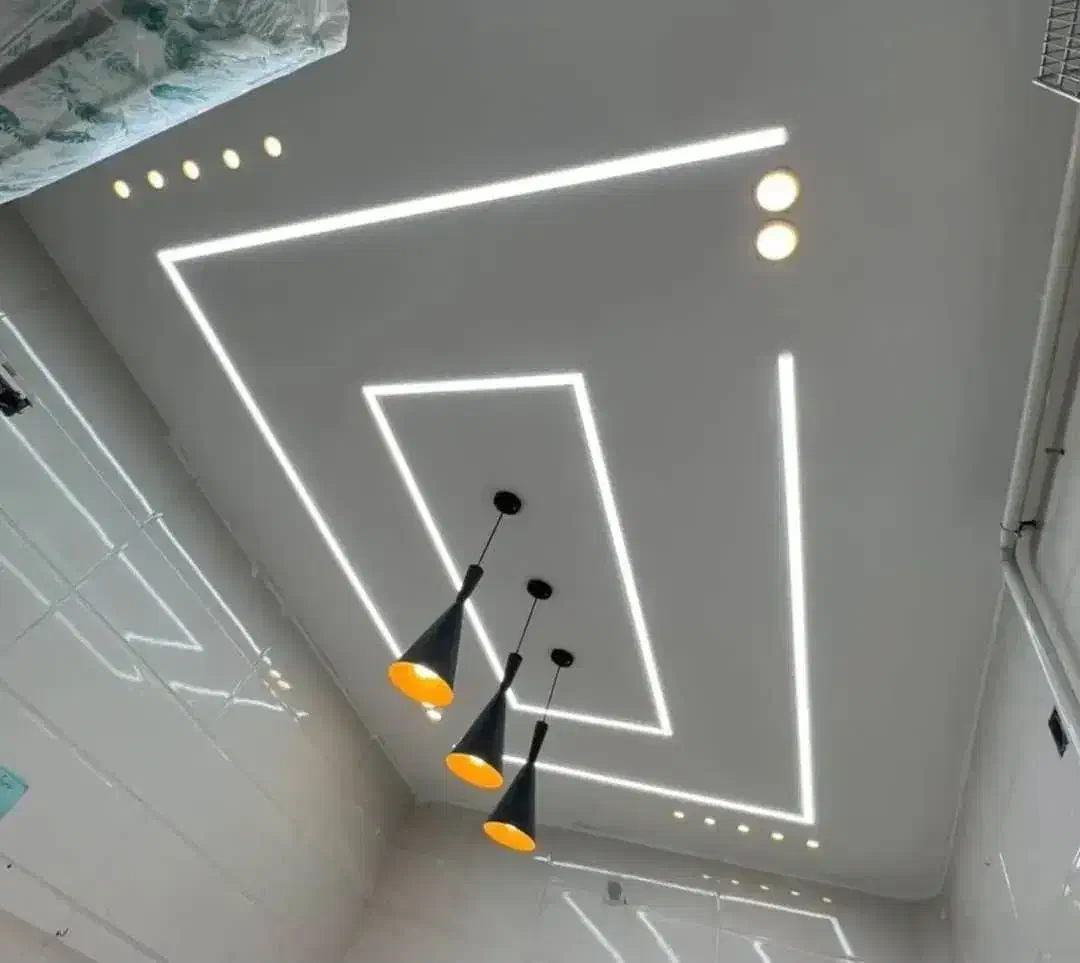 جهت کار برای سیم کشی ساختمان ودوربین مدار بسته|خدمات پیشه و مهارت|اردبیل, |دیوار