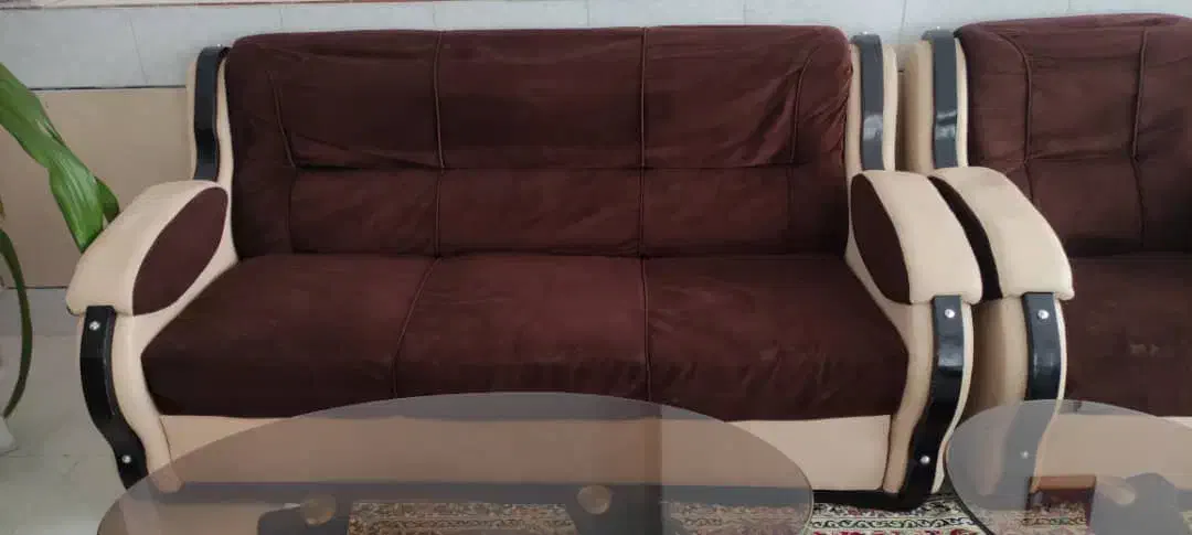 مبل ومیز|مبلمان خانگی و میز عسلی|انار, |دیوار