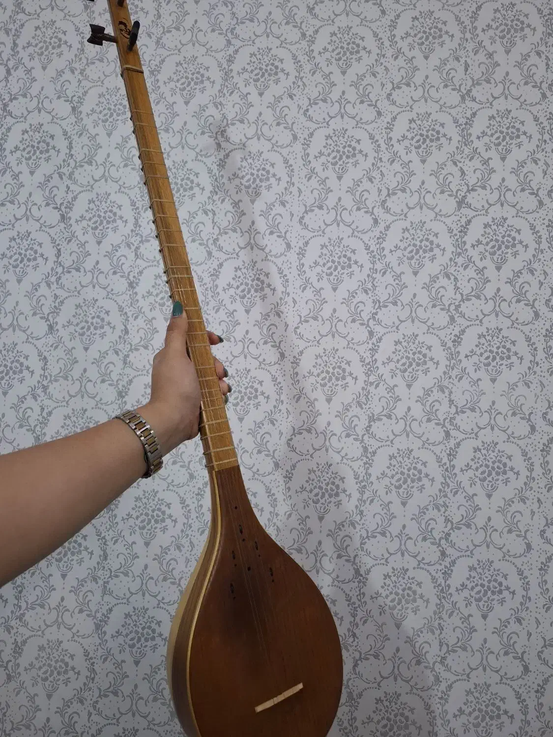 سه تار|سازهای سنتی|رودسر, |دیوار