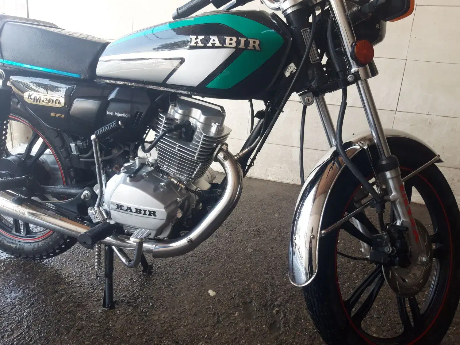 موتور کبیر ۲۰۰ مدل ۴۰۲ در حد ۸ هزار کار|موتورسیکلت|سبزوار, هفت تیر|دیوار