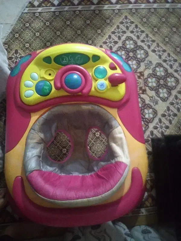 روروئک کار کرده|کالسکه و لوازم جانبی|بومهن, |دیوار