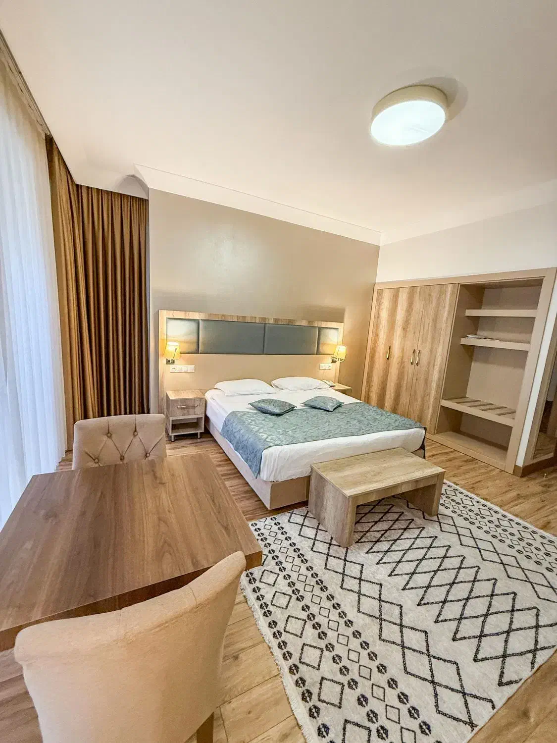 اجاره سوئیت مبله شیک،لوکس ایرانمال ساعتی/روزانه|اجارهٔ کوتاهمدت آپارتمان و سوئیت|تهران, شهرک چیتگر|دیوار