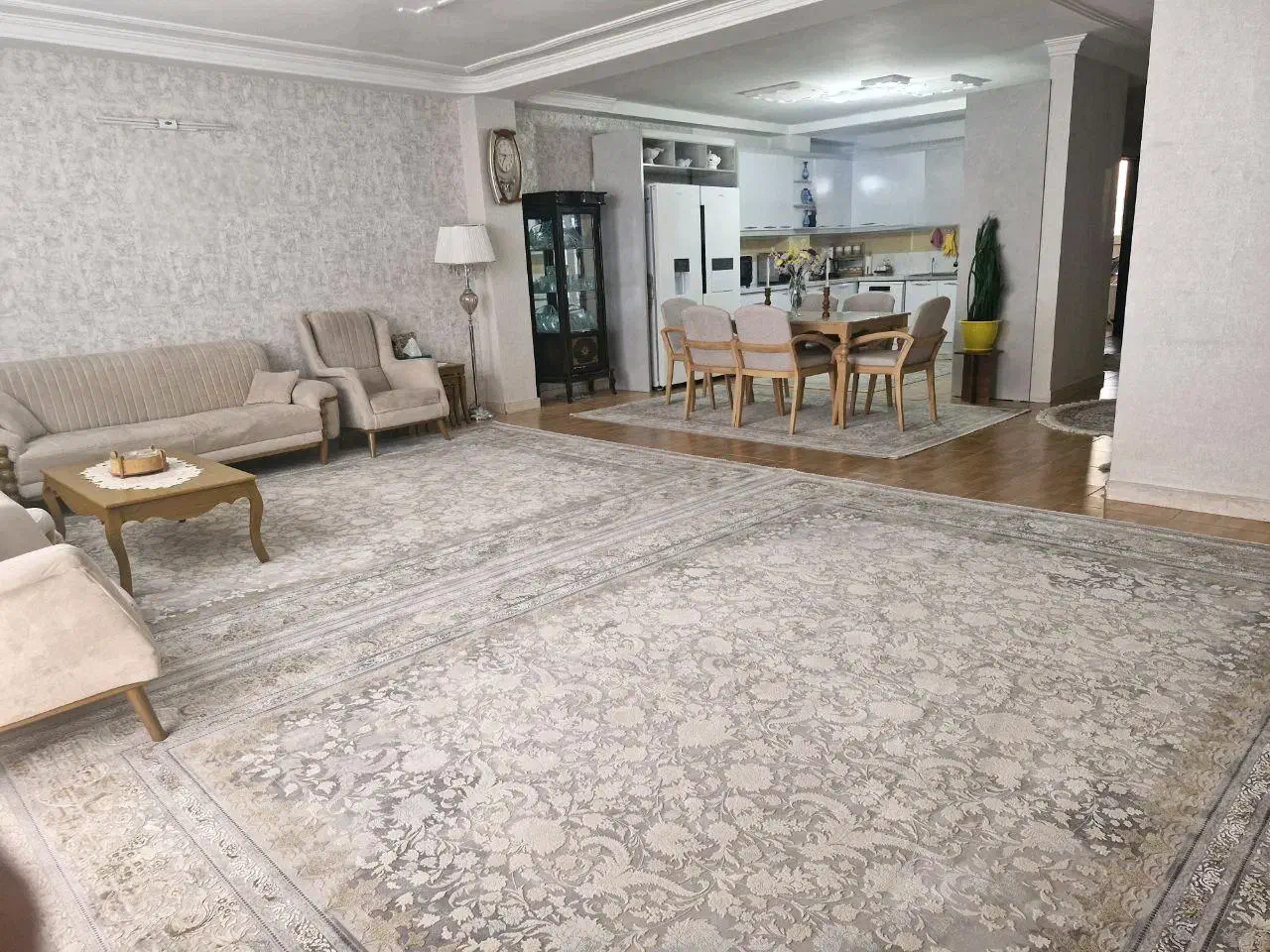 واحد ۱۲۰ متر/خیابان آزادی /پشت علیدخت|فروش آپارتمان|بجنورد, |دیوار