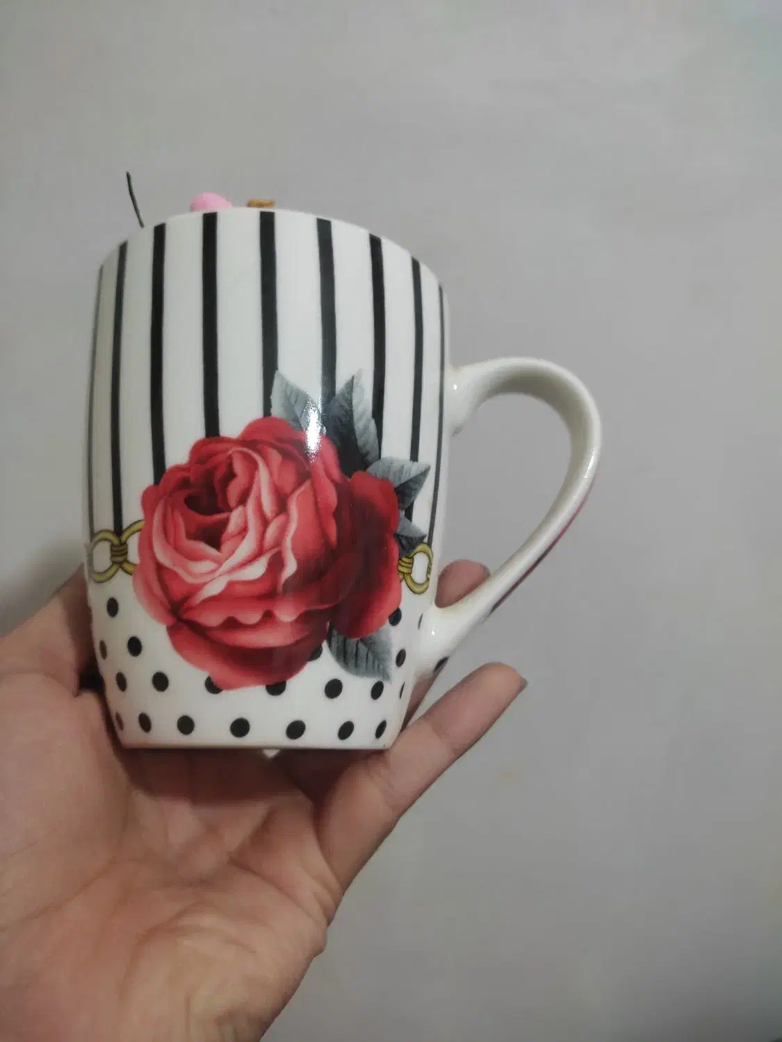 ماگ|ظروف سرو و پذیرایی|بروجرد, |دیوار