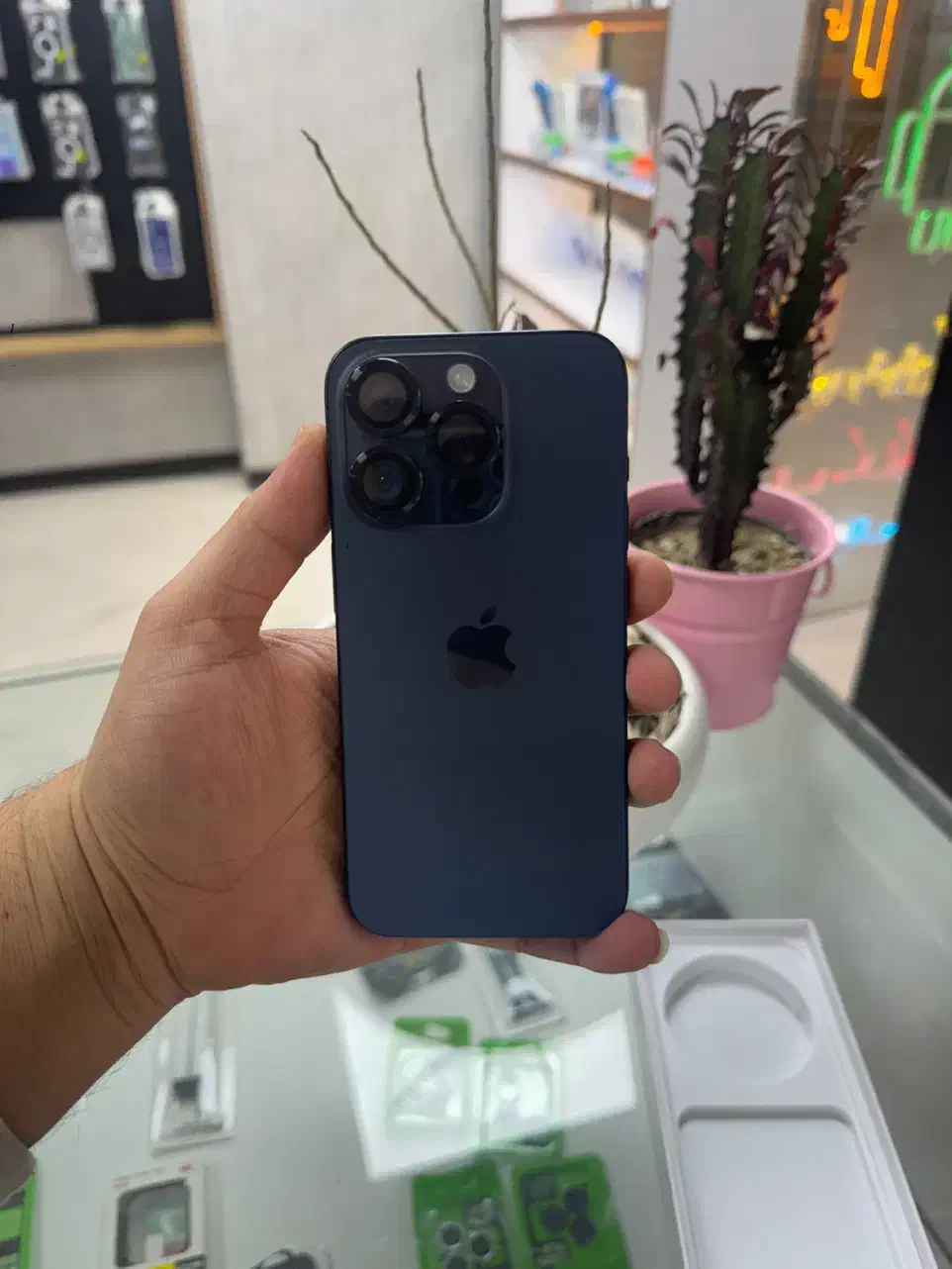 آیفون ۱۵ پرو|موبایل|کرج, اصفهانی‌ها|دیوار