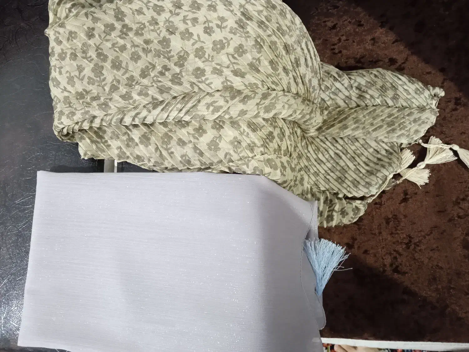 شال نو|لباس|زرند, |دیوار