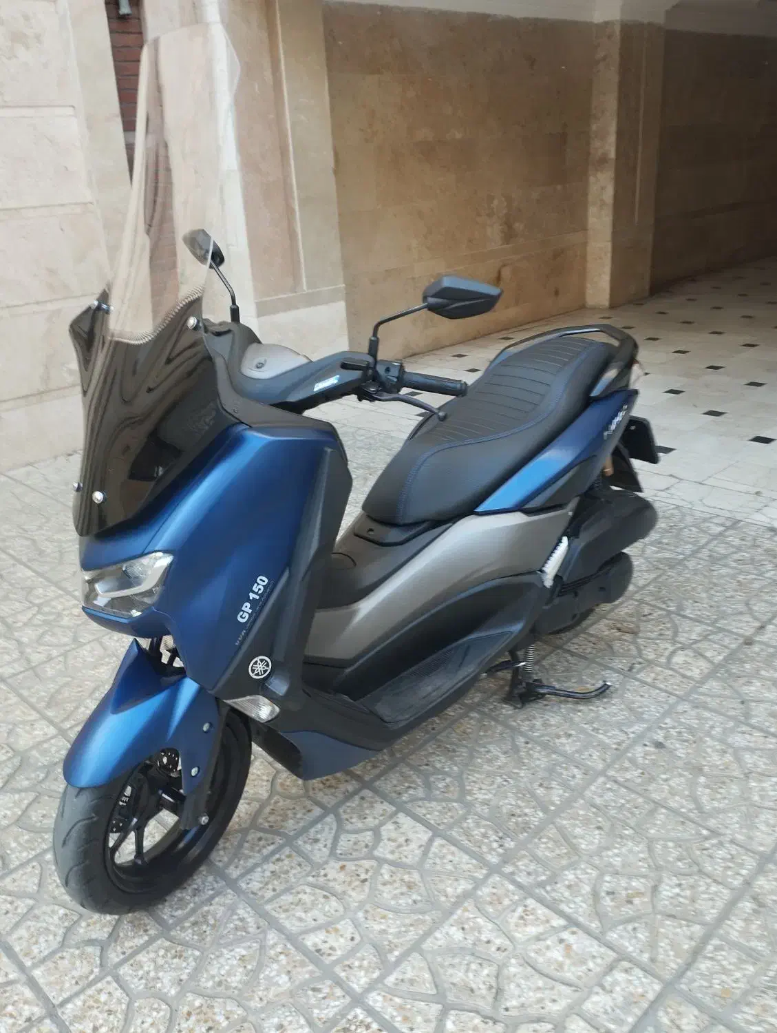 Nmax مدل 1402 کم کار در حد صفر|موتورسیکلت|تهران, باشگاه نفت|دیوار