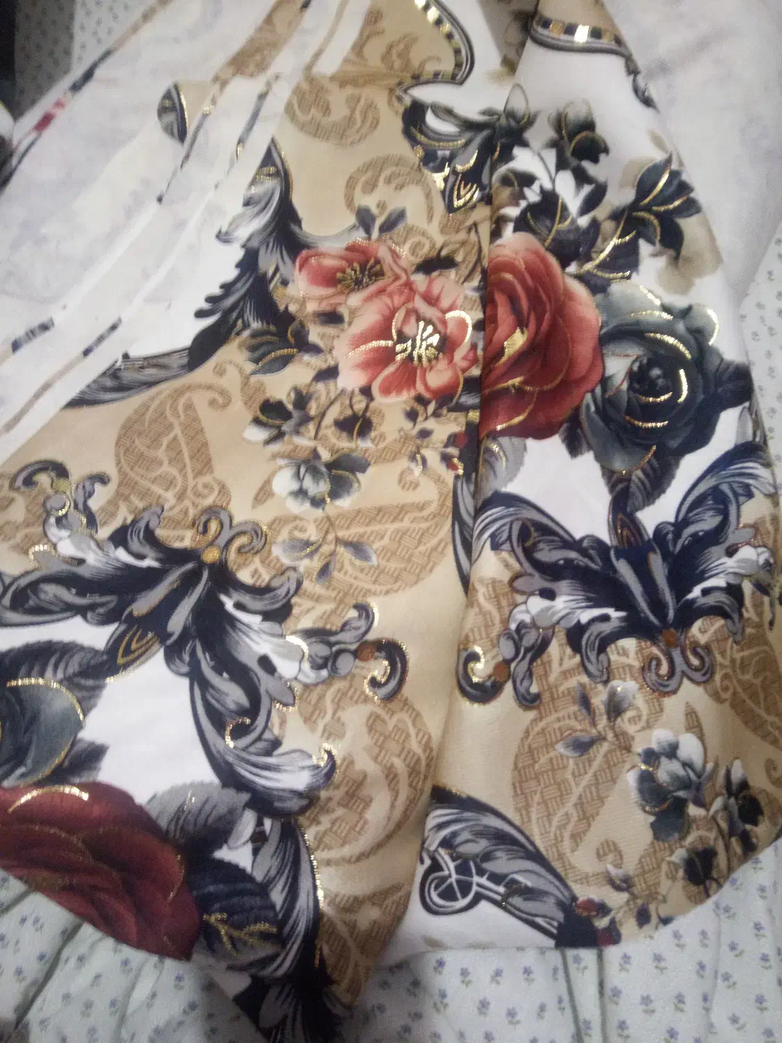 پارچه مخمل و پارچه ملافه ای|رختخواب، بالش، پتو|رودسر, |دیوار