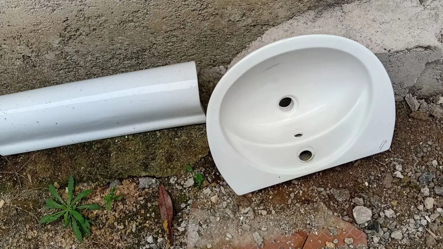 اینه وروشویی|لوازم سرویس بهداشتی|رشت, لاکان شهر|دیوار