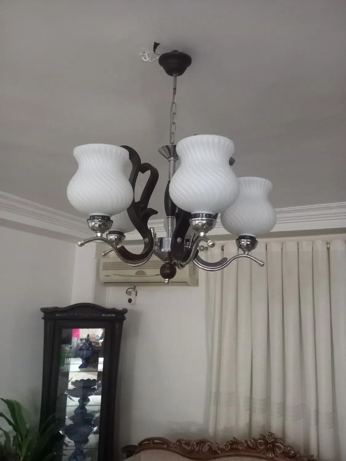 ۲ عدد لوستر|لوستر و چراغ آویز|گرگان, |دیوار