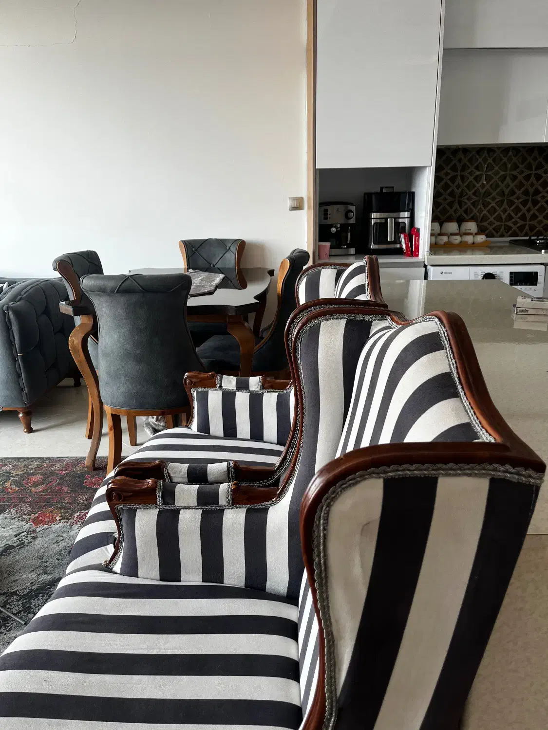 مبل راحتی|مبلمان خانگی و میز عسلی|فردیس, نگارستان|دیوار