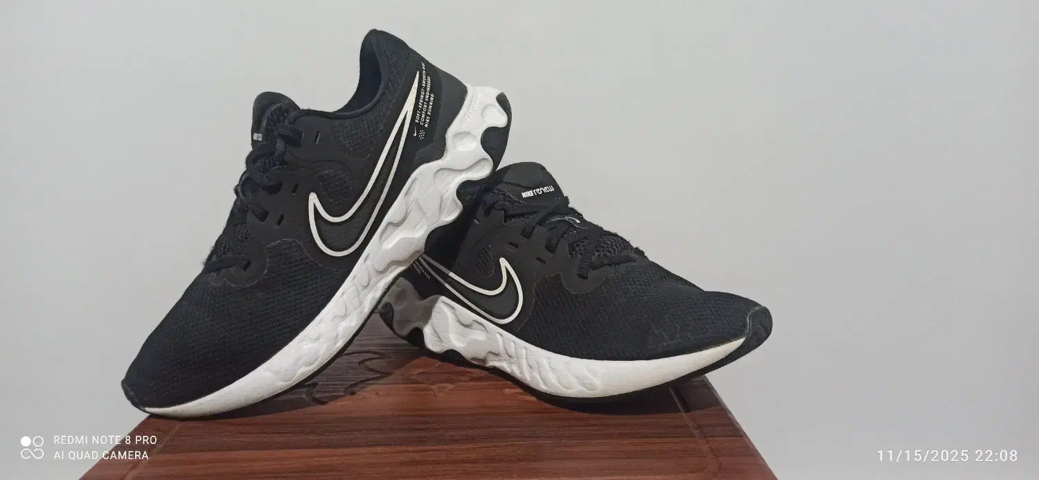 رانینگ استوک اورجینال|کیف، کفش، کمربند|خرمآباد, |دیوار