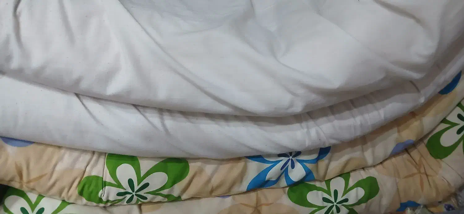 تشک پنبه ای|رختخواب، بالش، پتو|پردیس, فاز ۳|دیوار