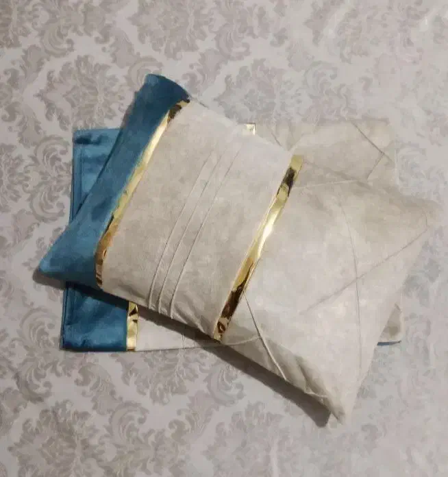 دوخت روبالشتی و روتشکی|رختخواب، بالش، پتو|مشهد, شهرک مهرگان|دیوار