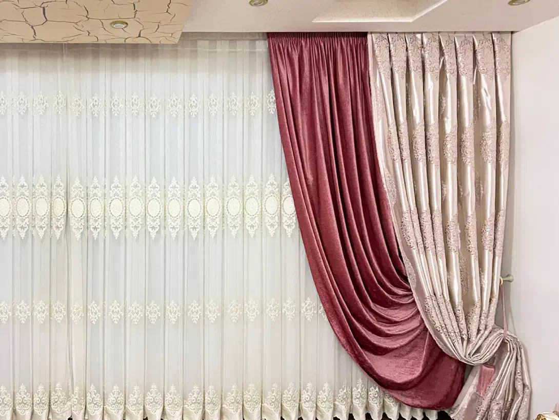 فروش فوری - پرده پذیرایی ( آماده نصب)|پرده، رانر، رومیزی|شاهین‌شهر, شهرک ردانی پور|دیوار