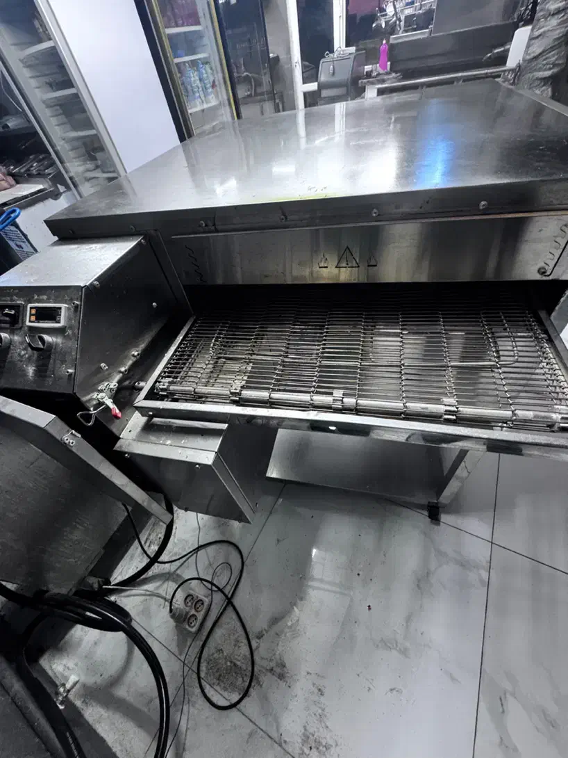 فر ریلی پیتزا|کافی‌شاپ و رستوران|کرج, گلشهر|دیوار