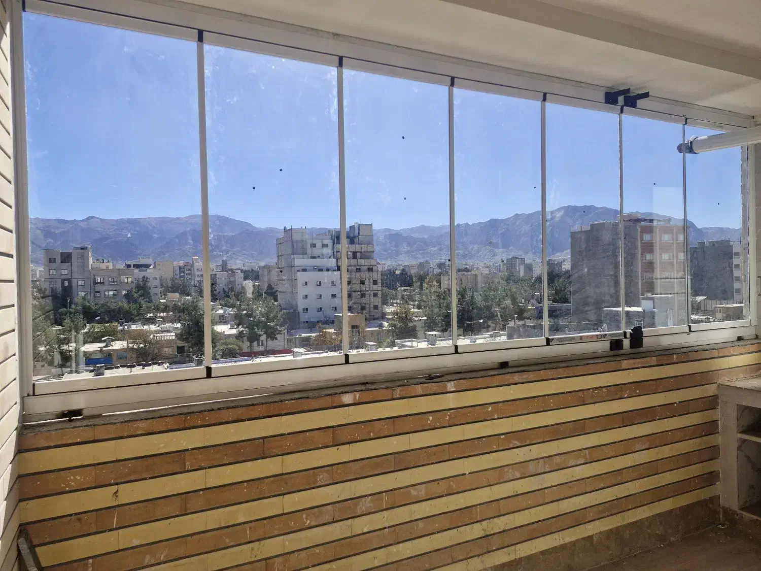 شیشه، سکوریت، درب برقی،پنجره|خدمات پیشه و مهارت|بیرجند, |دیوار