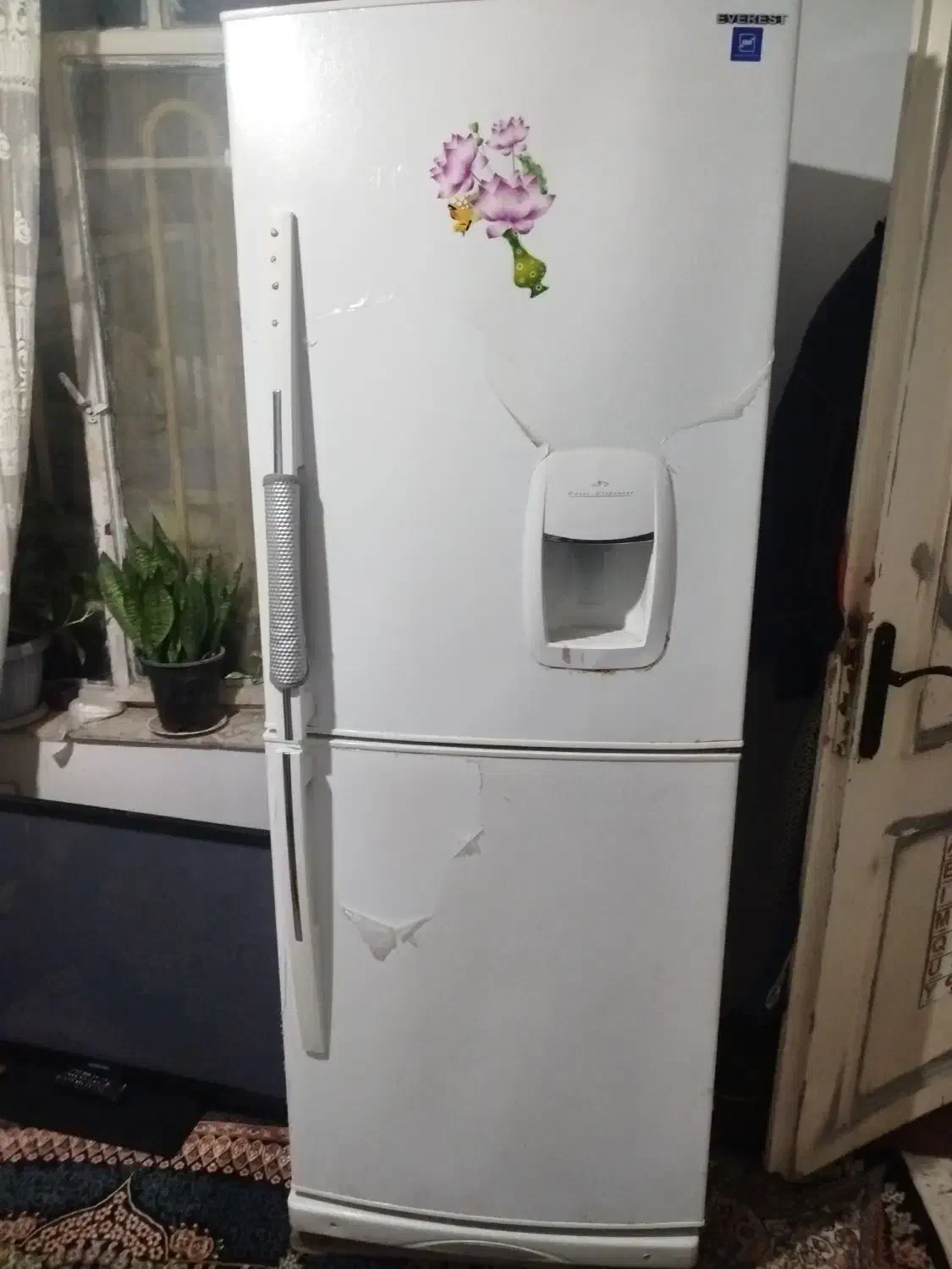 یخچال و جارو برقی در حد نو|یخچال و فریزر|مشهد, خواجه ربیع|دیوار