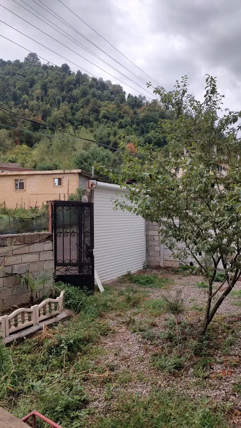 ویلا جنگلی در مسیر آبشار زمرد|اجارهٔ کوتاه‌مدت ویلا و باغ|حویق, |دیوار