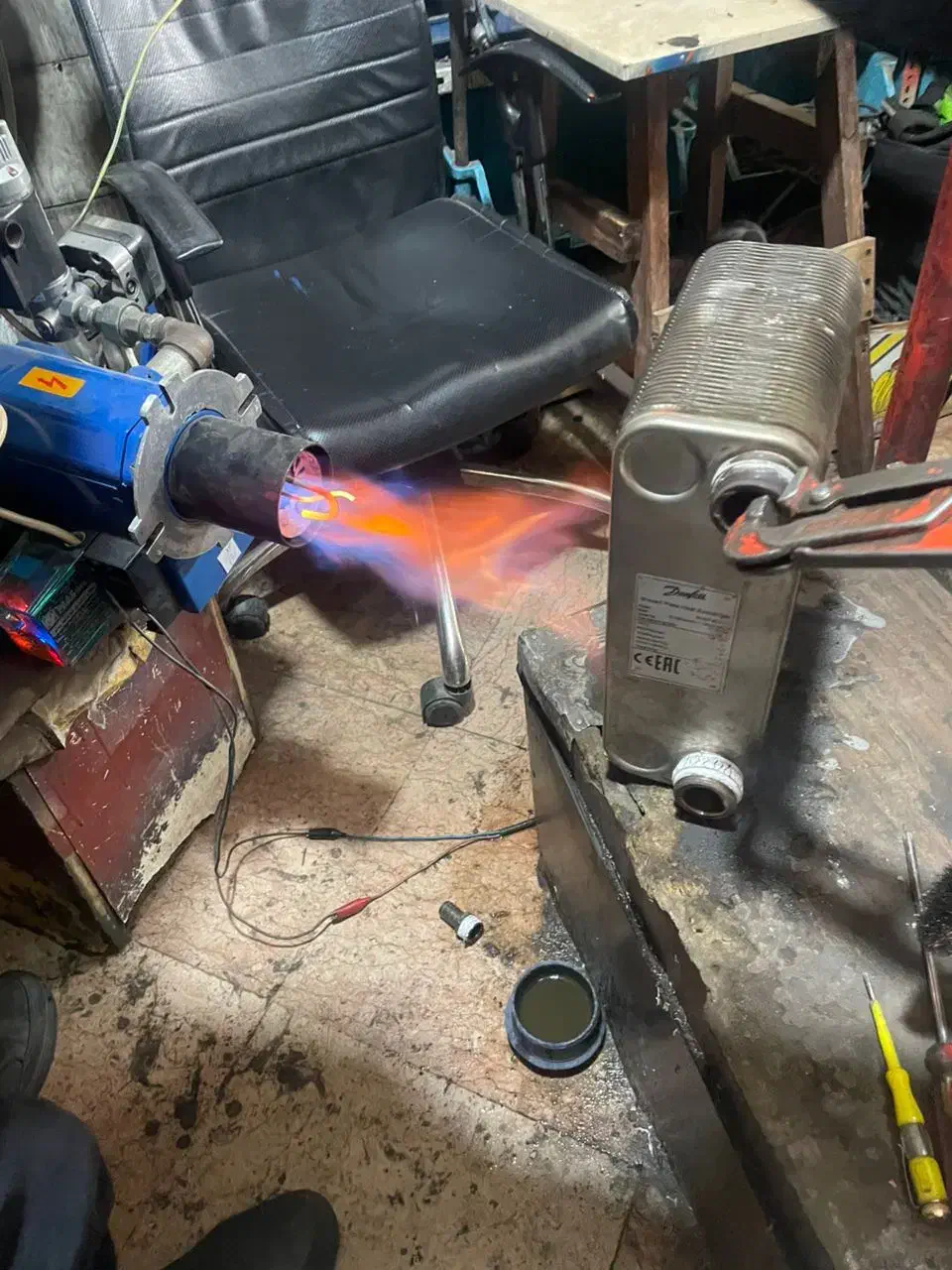 تعمیر مشعل پمپ دیگ منبع سرویس موتورخانه تهرانپارس|خدمات پیشه و مهارت|تهران, تهرانپارس غربی|دیوار