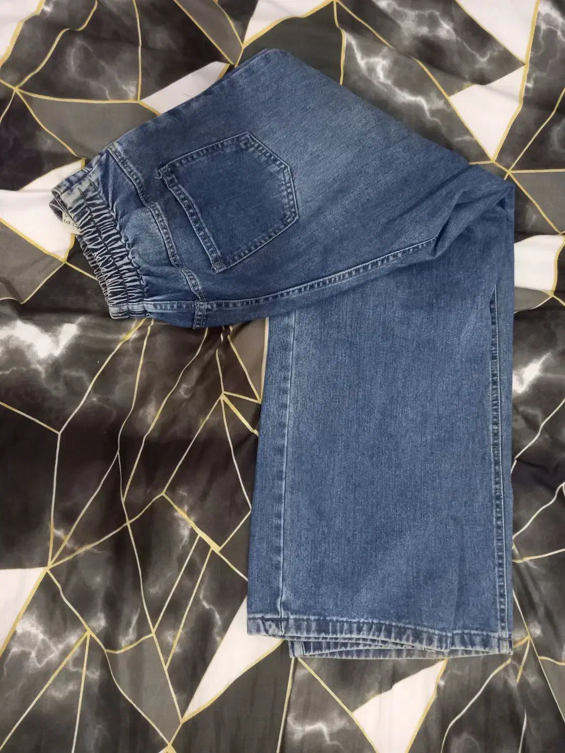 کاپشن و شلوار لی|لباس|سرپل ذهاب, |دیوار