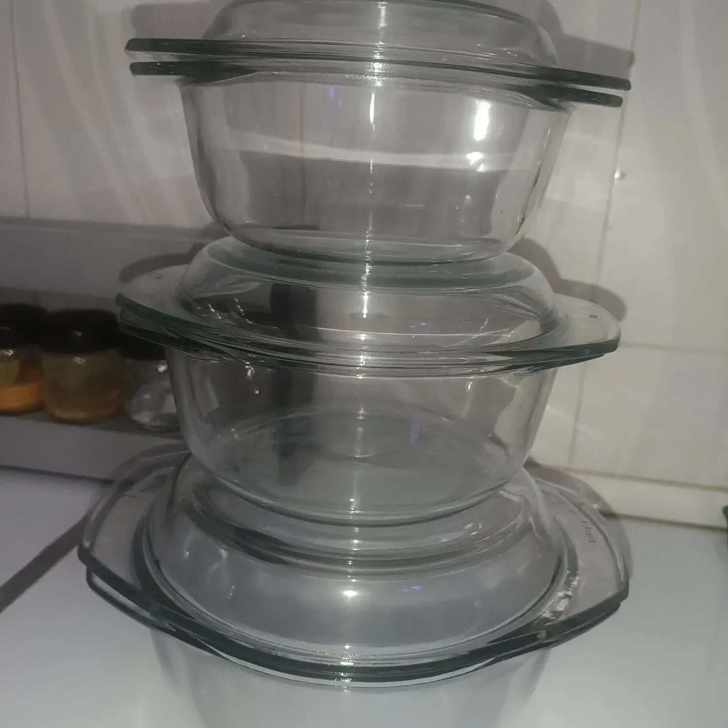 قابلمه پیرکس نو|ظروف پخت‌وپز|گلبهار, شهر جدید گلبهار|دیوار