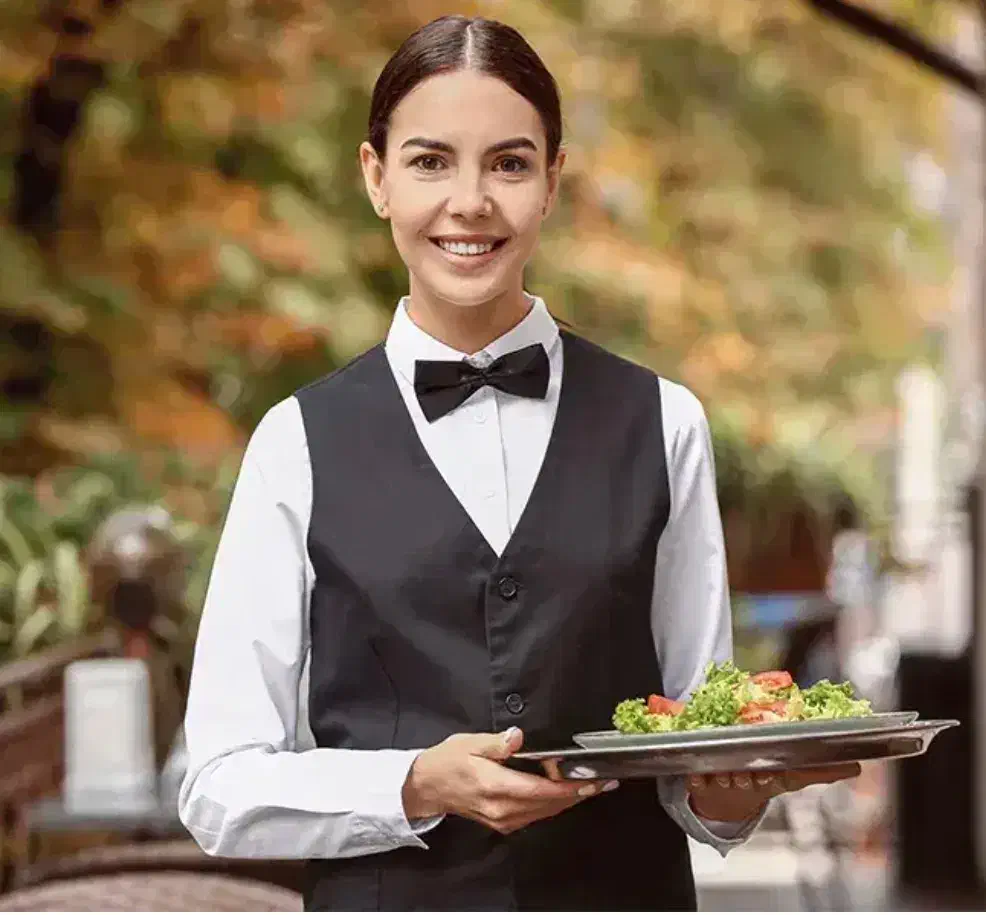 استخدام فوری سالنکار آقا و خانم در رستوران|استخدام خدمات فروشگاه و رستوران|تبریز, |دیوار