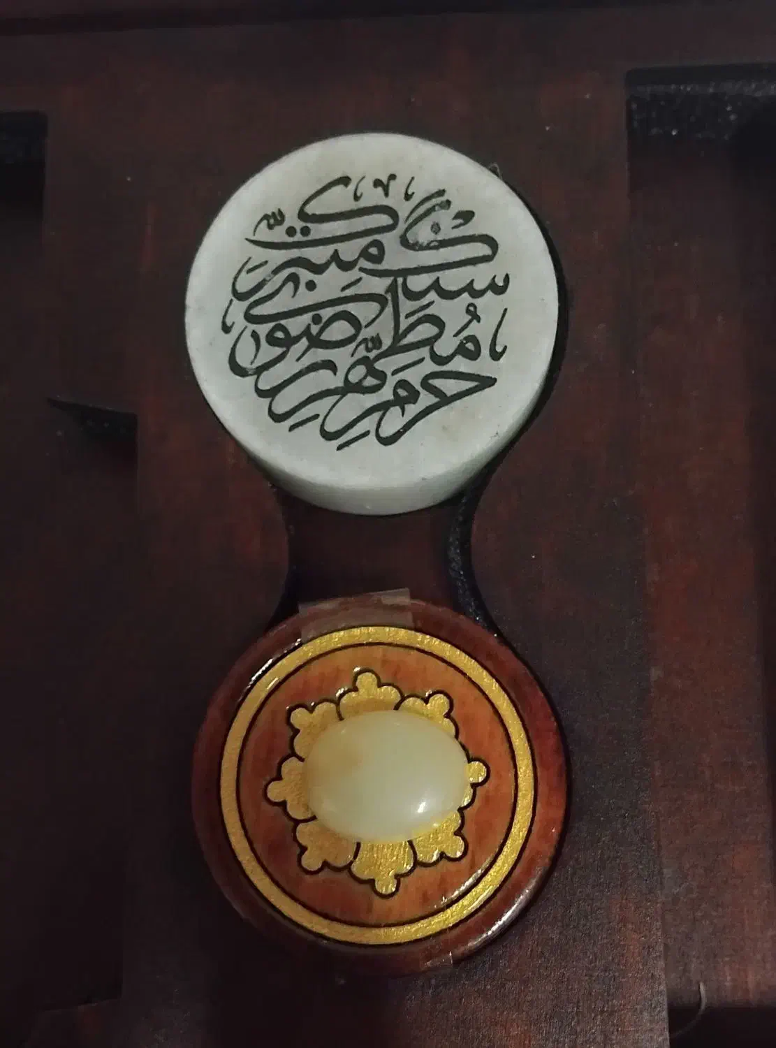 نگین انگشتر و سنگ حرم امام رضا علیه السلام|جواهرات|اصفهان, منتظرالمهدی|دیوار