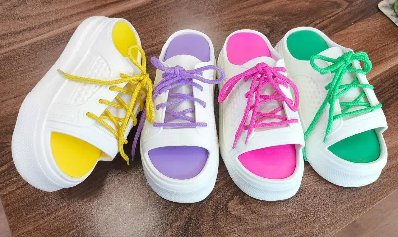 شهردمپایی|کیف، کفش، کمربند|شاهرود, |دیوار