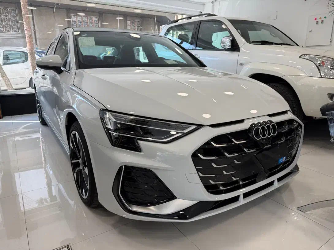 Audi A3 2025|خودرو سواری و وانت|تهران, درختی|دیوار