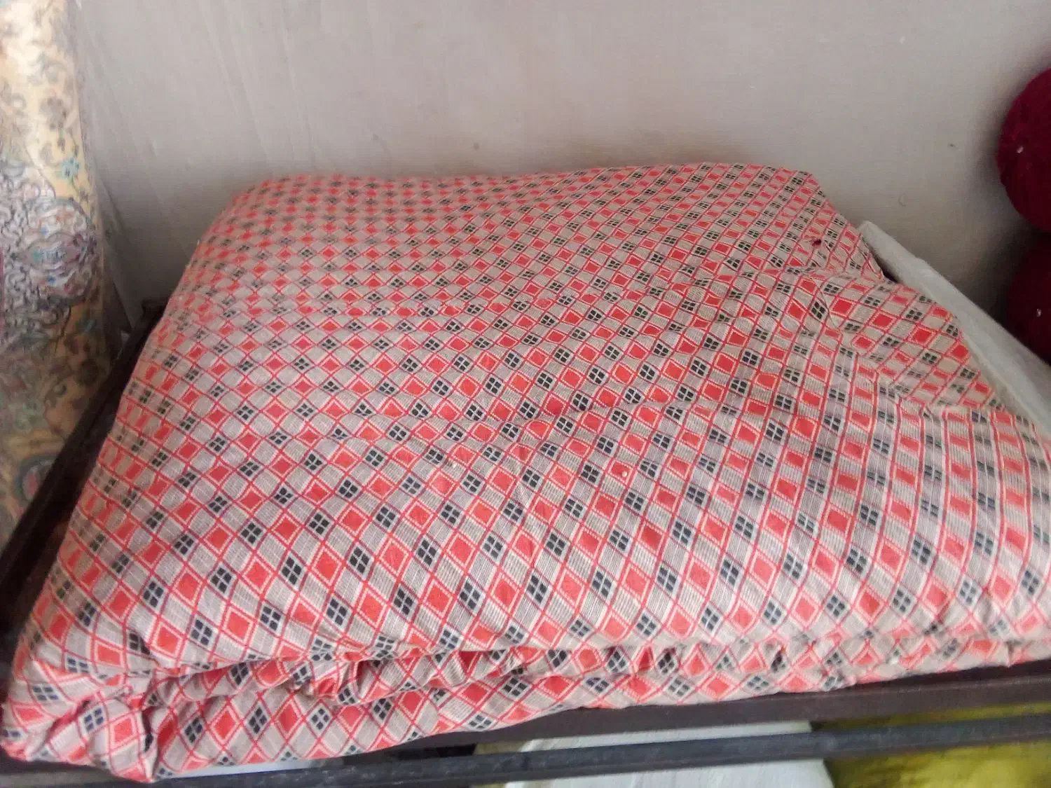 لحاف کرسی مستعمل در حد|رختخواب، بالش، پتو|ابهر, |دیوار