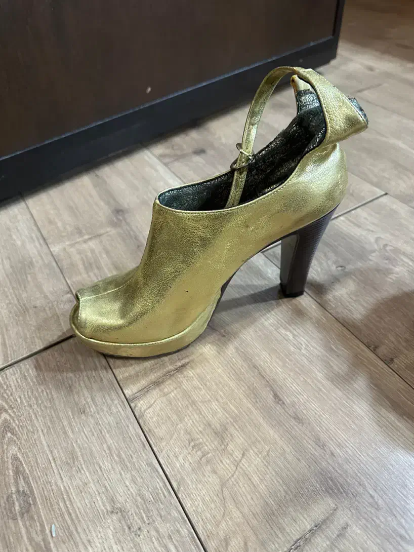 کفش مجلسی ۳۸|کیف، کفش، کمربند|قم, بنیاد|دیوار