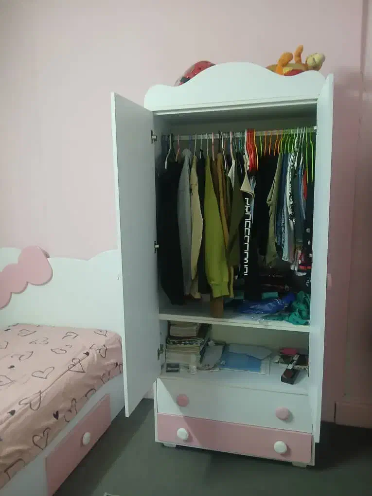 سرویس خواب نوجوان|تخت و سرویس خواب|مشکین‌دشت, |دیوار