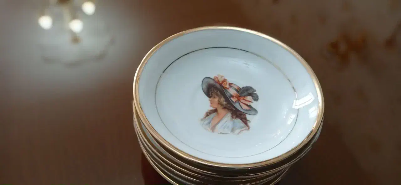 نلبکی عتیقه قدیمی|کلکسیون اشیاء عتیقه|اردبیل, |دیوار