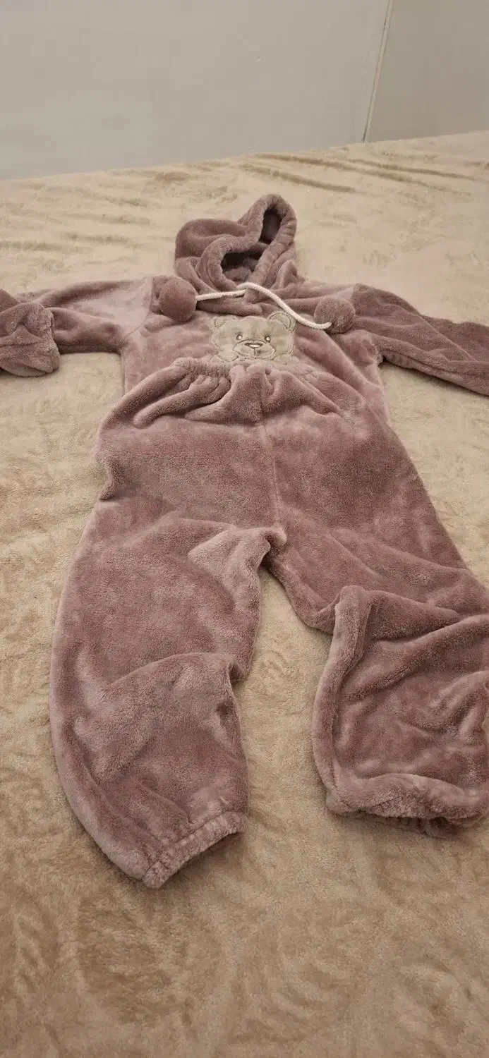 لباس بچه هودینی. شلوار اصلا پوشیده نشده|کفش و لباس بچه|قرچک, شهرک طلائیه|دیوار