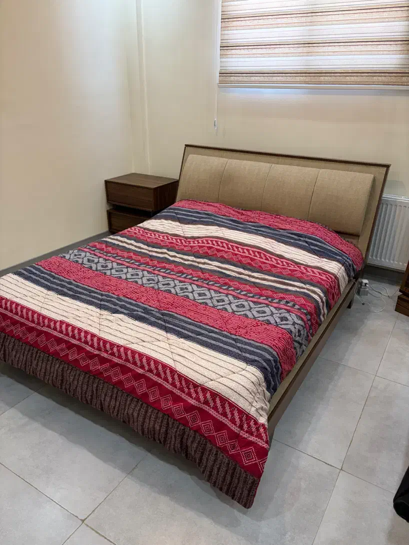 تخت دونفره|تخت و سرویس خواب|شاهینشهر, عطار|دیوار