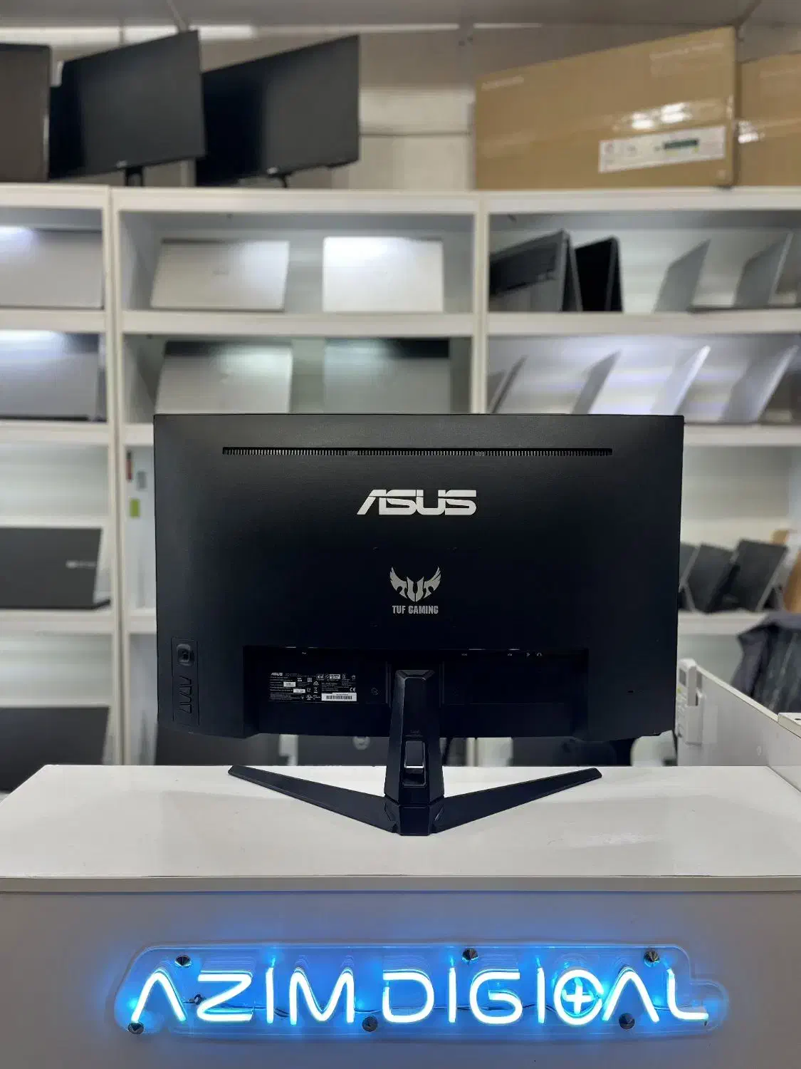 مانیتور ۳۲ اینچ TUF asus صفحه خمیده ips 165hz|قطعات و لوازم جانبی رایانه|رشت, دیلمان|دیوار