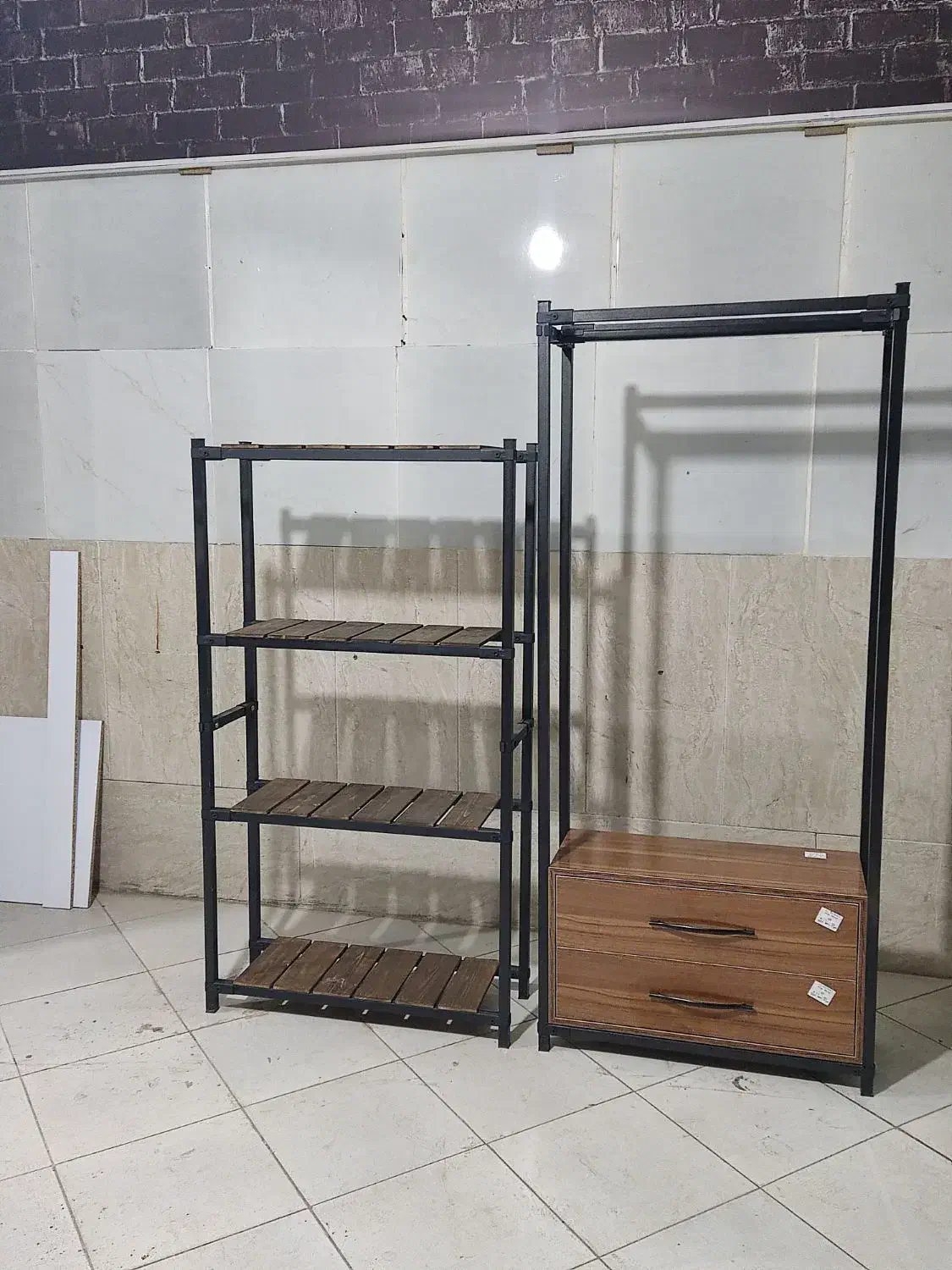 رگال و آویز لباس|کتابخانه، شلف، قفسه‌های دیواری|مشهد, نوید|دیوار