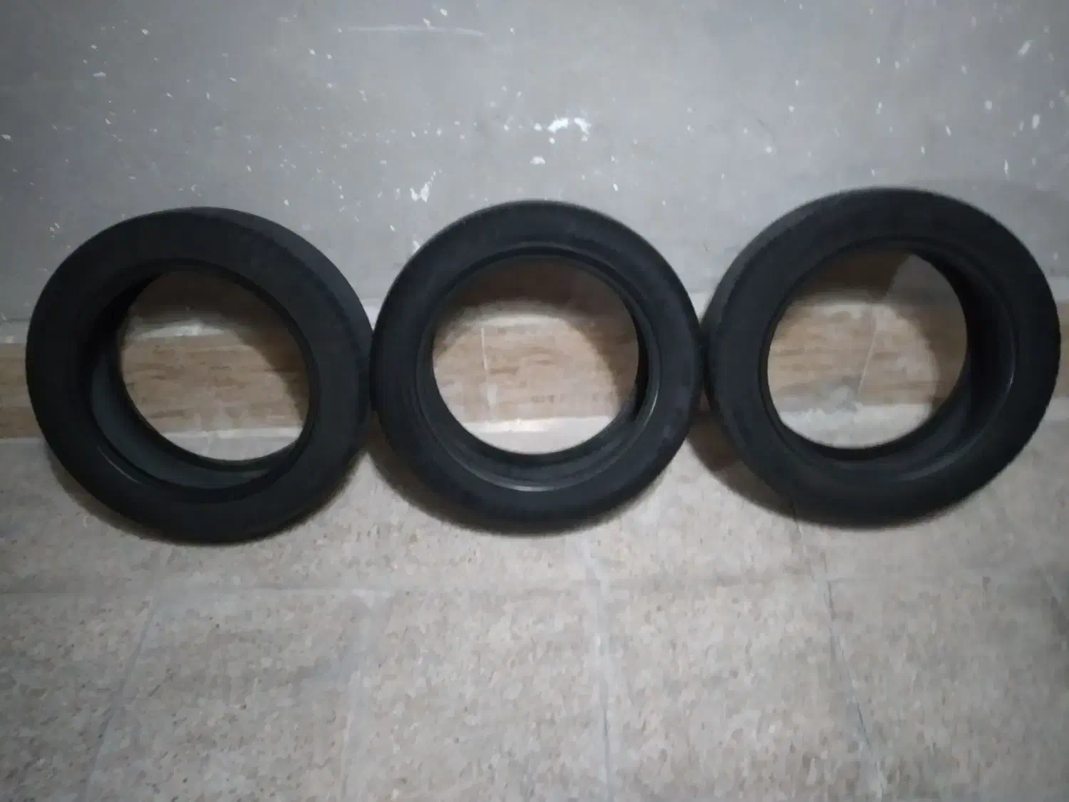 لاستیک کویر ، چراغ خطر دنا|قطعات یدکی و لوازم جانبی|ساوه, |دیوار