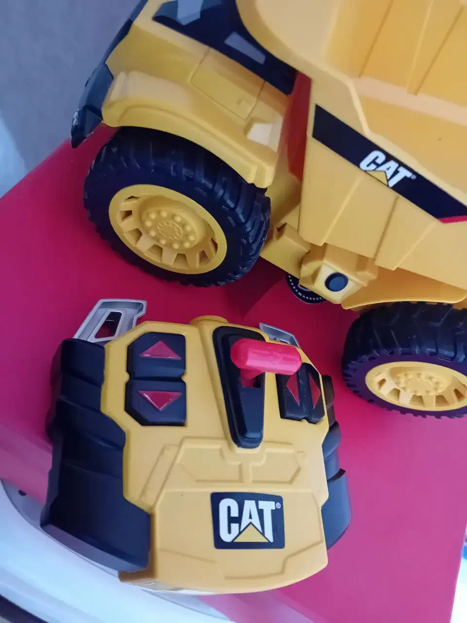 ماشین کنترلی|اسباب‌‌بازی|یزد, |دیوار