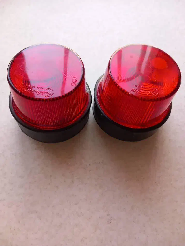 چراغ عطیقه لیلاند و لوازم بنز وشبرنگ|قطعات یدکی و لوازم جانبی|همدان, |دیوار