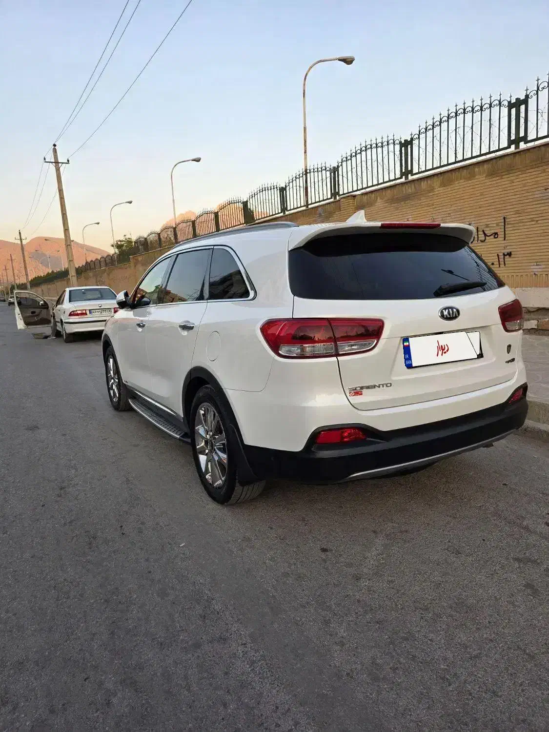 سواری سورنتو جی تی لاین|خودرو سواری و وانت|تهران, جوادیه|دیوار