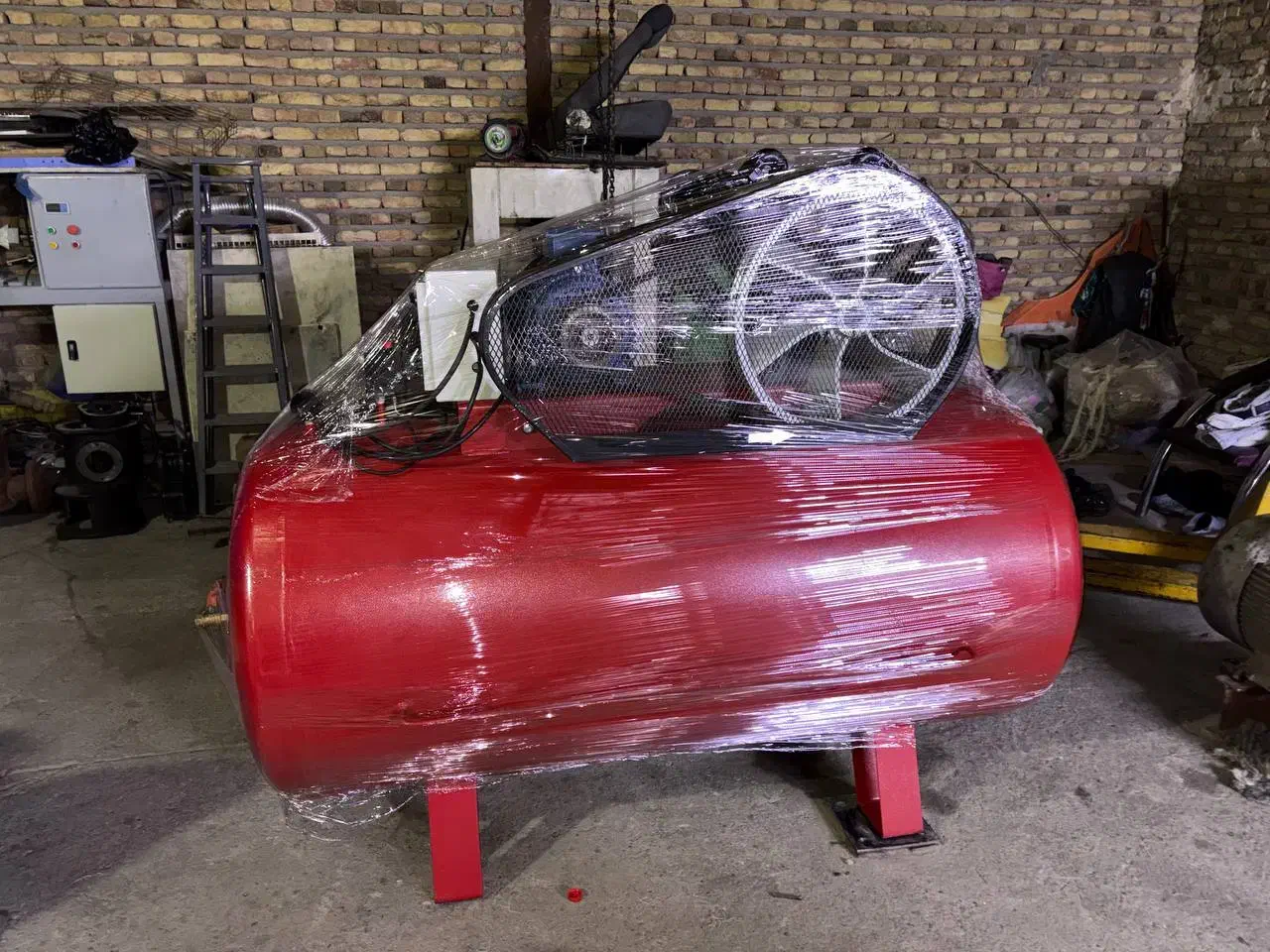 پمپ باد ۱۰۰۰لیتری کمپرسور هزار لیتری|ابزارآلات|تبریز, |دیوار