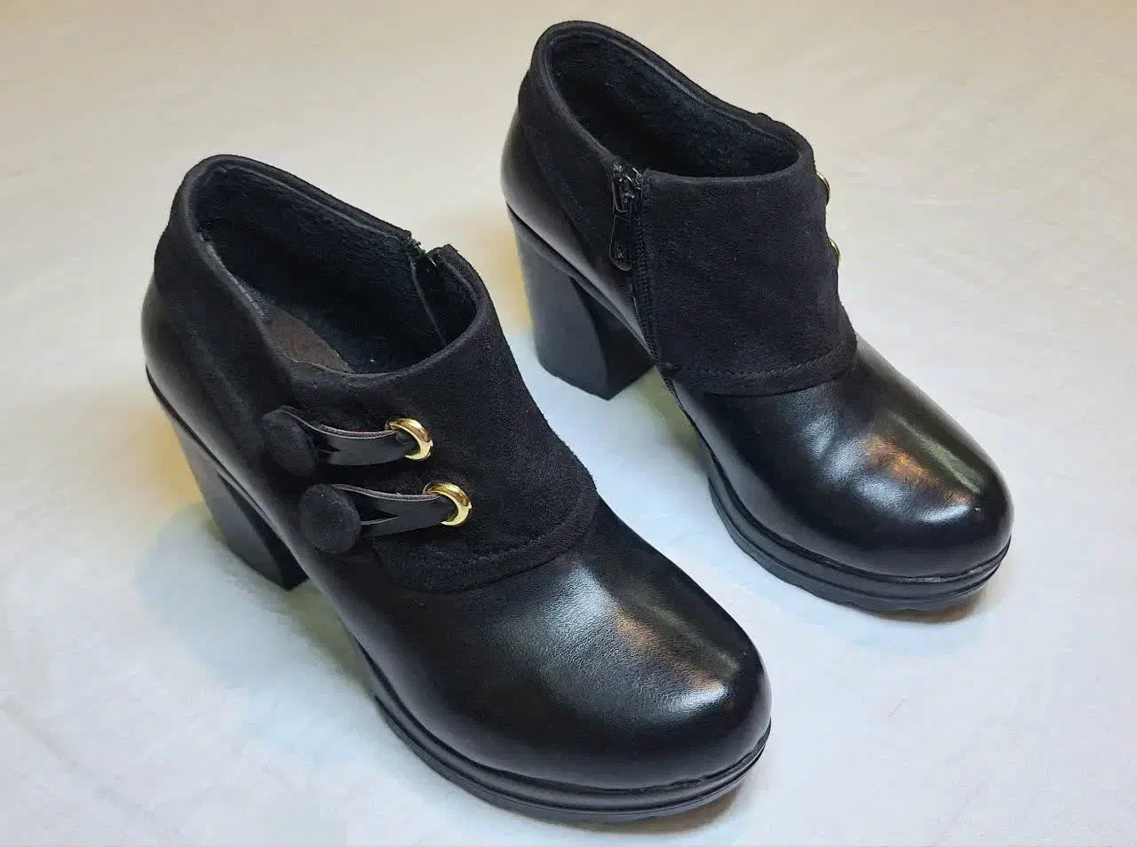 کفش|کیف، کفش، کمربند|بروجرد, |دیوار