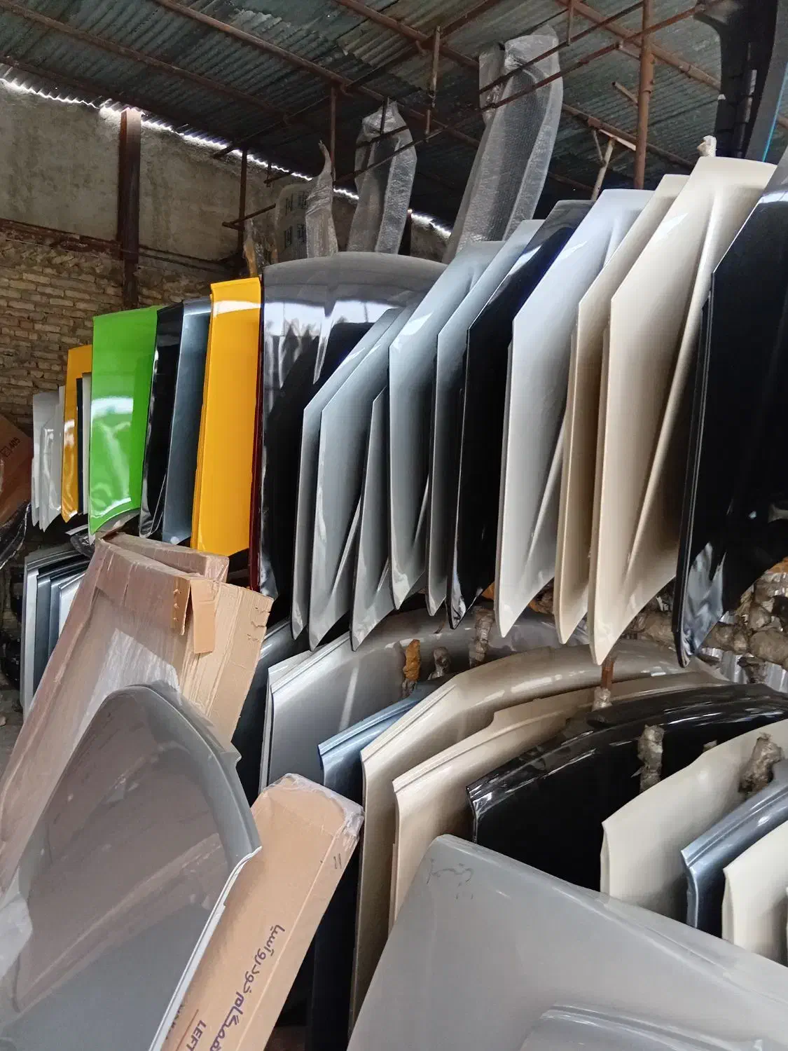 کاپوت رانا شاهین ۱۳۲ ۱۱۱  چانگان برلیانس لیفان x60|قطعات یدکی و لوازم جانبی|تهران, شوش (باغ آذری)|دیوار