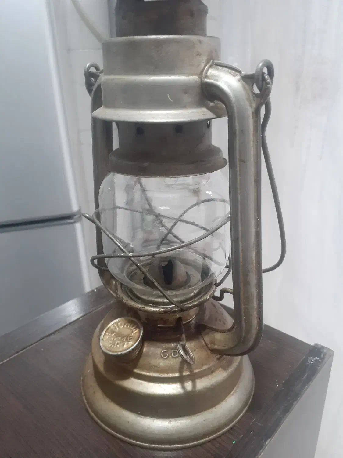 چراغ نفتی یا فانوس|کلکسیون اشیاء عتیقه|اراک, |دیوار