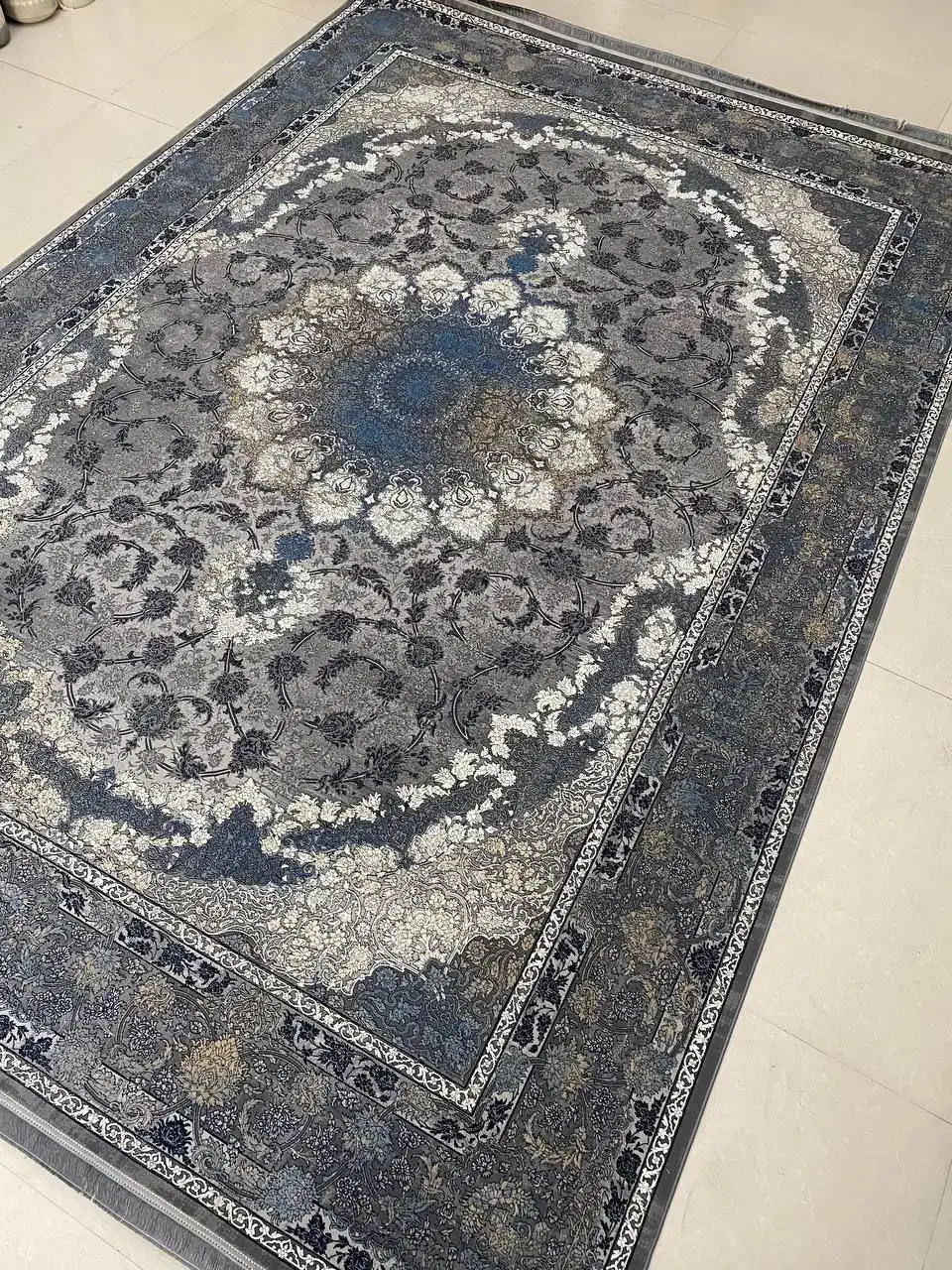 9 متری آک تخفیفی|فرش|قم, شاه ابراهیم|دیوار