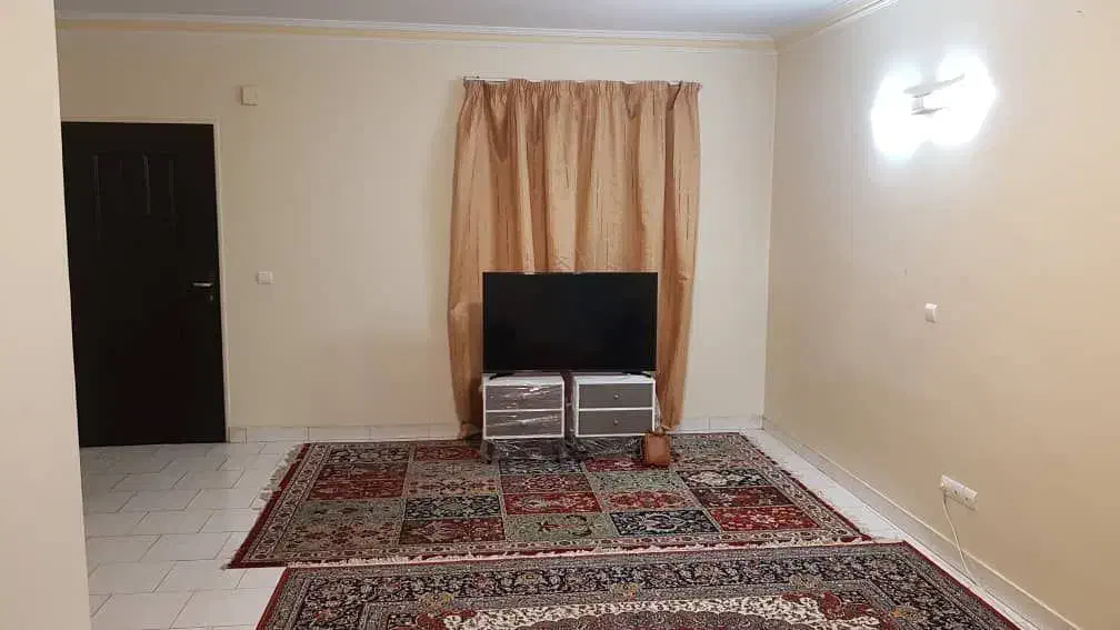 ۵۷ متر باز سازی شده تمیز|اجارهٔ آپارتمان|تهران, سبلان (لشگر)|دیوار